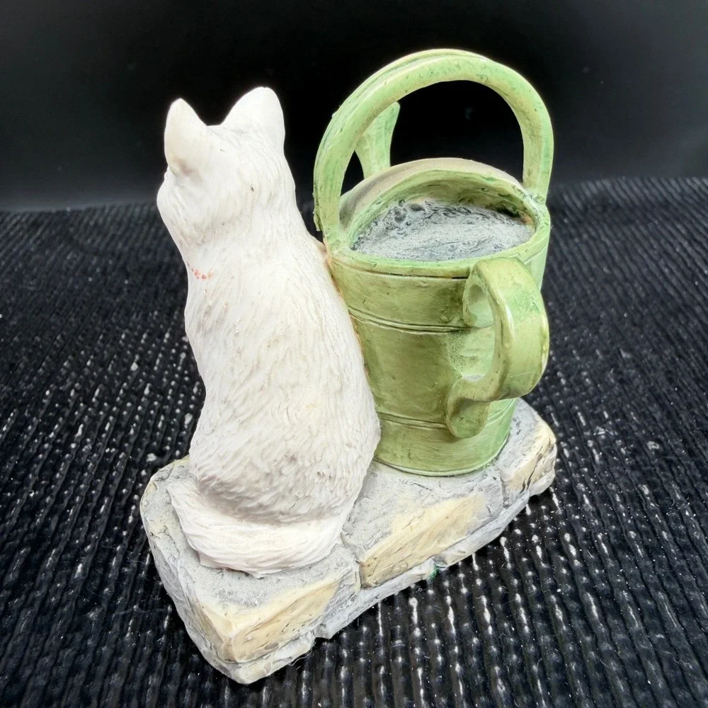 Beatrix Potter Cat W Watering Can Figurine Border‎ Fine Arts F Warne & Co 1991